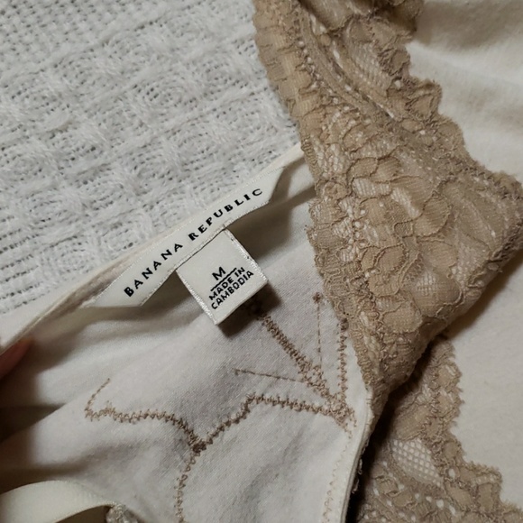 Lace tank top/undershirt/cami - Picture 2 of 3